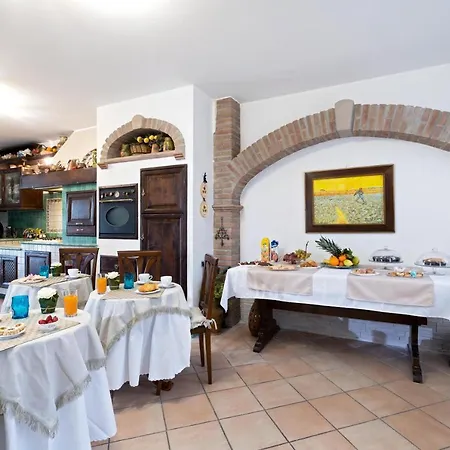 Lina Bed & Breakfast *