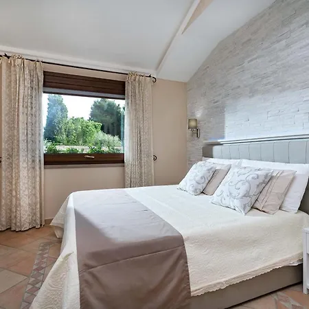 Bed & Breakfast Lina *
